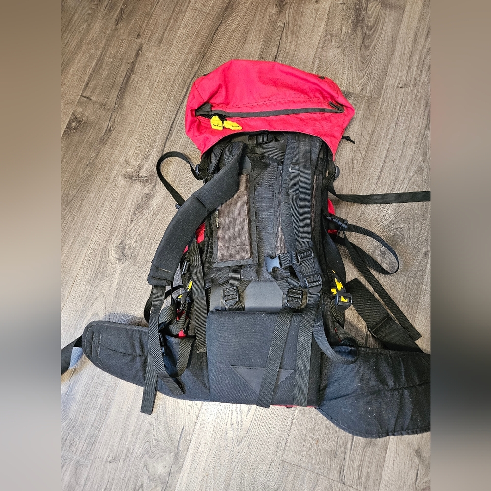 Mountainsmith Wizard Hiking Pack - image 2